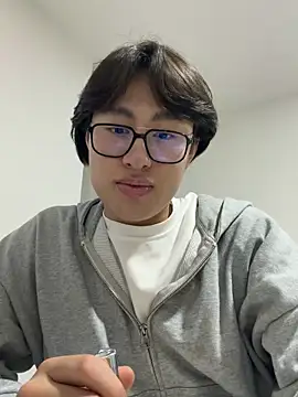 Snapshot of SrLuis18 chatting on June 4, 6:30 am SrLuis18 online show from June 4, 6:30 am