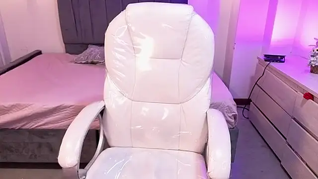 iam sofiia online show from February 15, 8:16 pm