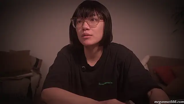 meganmei666 online show from December 15, 2:49 am