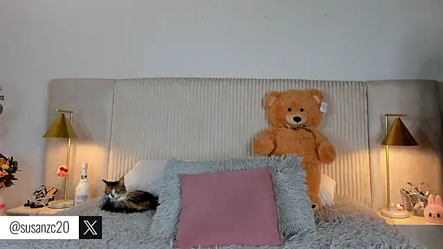 Snapshot of susan_zc chatting on September 12, 8:09 pm susan zc online show from September 12, 8:09 pm