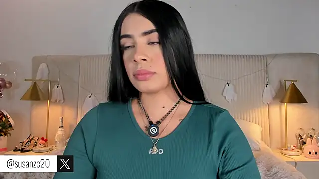 Snapshot of susan_zc chatting on October 17, 8:44 pm susan zc online show from October 17, 8:44 pm