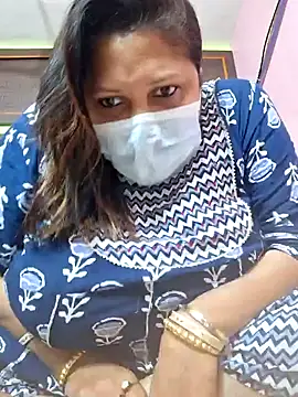 Snapshot of kunjan789 chatting on December 20, 12:30 am kunjan789 online show from December 20, 12:30 am