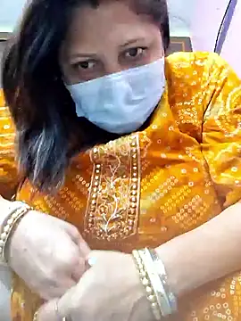 Snapshot of kunjan789 chatting on January 16, 2:09 am kunjan789 online show from January 16, 2:09 am