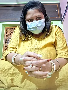 Snapshot of kunjan789 chatting on February 10, 2:52 am kunjan789 online show from February 10, 2:52 am