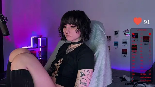 Snapshot of deadlysweet chatting on January 27, 11:00 pm deadlysweet online show from January 27, 11:00 pm