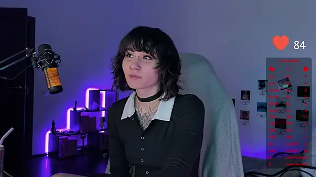 Snapshot of deadlysweet chatting on February 12, 4:54 am deadlysweet online show from February 12, 4:54 am