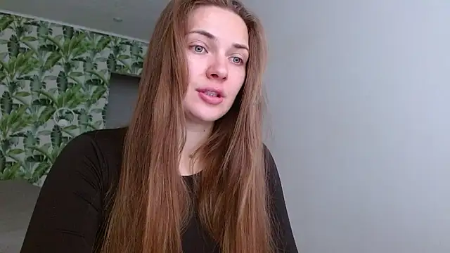 Snapshot of Olivia_shine chatting on October 5, 4:22 am Olivia shine online show from October 5, 4:22 am