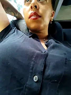 Emily Wane online show from November 20, 4:07 pm