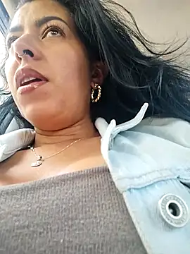 Emily Wane online show from March 1, 4:42 pm