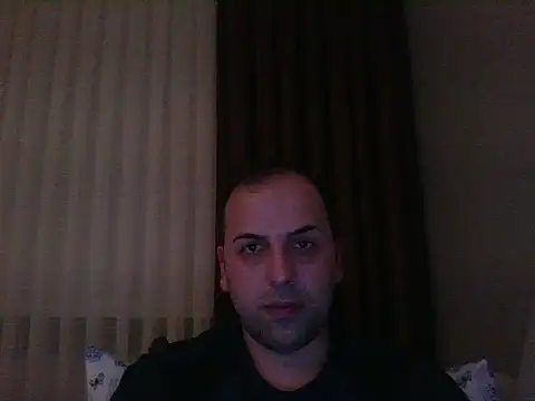 Snapshot of Yldrmm_9553 chatting on April 24, 9:06 pm Yldrmm 9553 online show from April 24, 9:06 pm