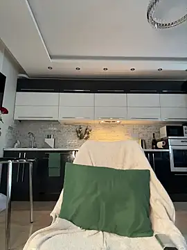  Monic  online show from February 24, 10:02 am