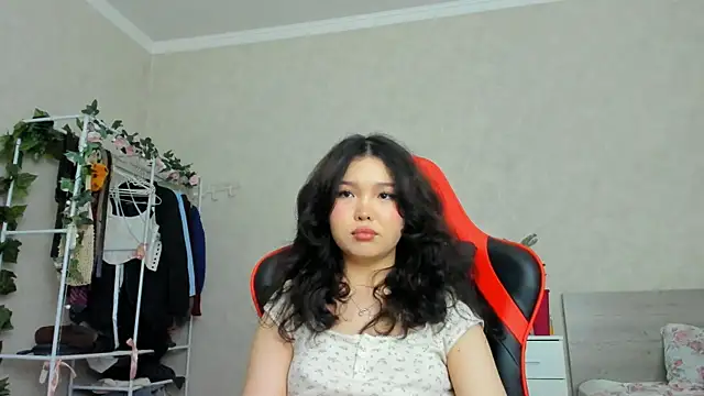 Snapshot of wastforu chatting on February 19, 4:22 pm wastforu online show from February 19, 4:22 pm