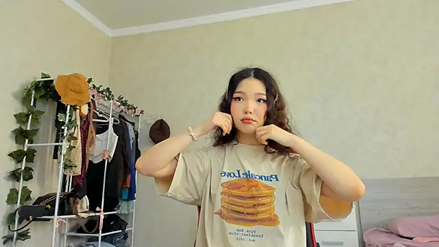 Snapshot of wastforu chatting on March 18, 8:03 am wastforu online show from March 18, 8:03 am