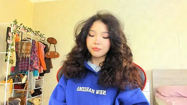 Snapshot of wastforu chatting on October 11, 6:12 am wastforu online show from October 11, 6:12 am