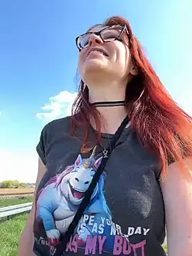 die-EinHORNY-WG online show from April 18, 2:10 pm