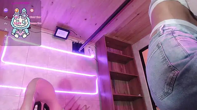 Sally23  online show from February 10, 2:43 pm