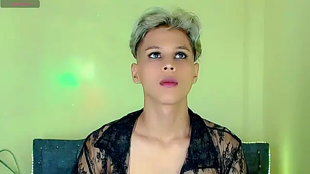 Snapshot of Liamscott_ chatting on May 4, 6:37 pm Liamscott online show from May 4, 6:37 pm