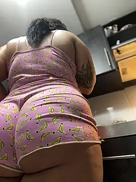 JulianaCastillo online show from February 13, 10:00 am