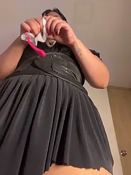 JulianaCastillo online show from February 18, 10:00 am