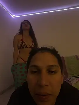 Snapshot of CoreAlejito chatting on August 5, 10:33 pm CoreAlejito online show from August 5, 10:33 pm