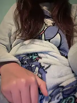 Snapshot of rossana99_ chatting on December 8, 7:43 pm rossana99  online show from December 8, 7:43 pm