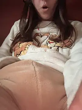 Snapshot of rossana99_ chatting on January 5, 3:02 pm rossana99  online show from January 5, 3:02 pm