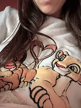 Snapshot of rossana99_ chatting on February 9, 2:50 pm rossana99  online show from February 9, 2:50 pm