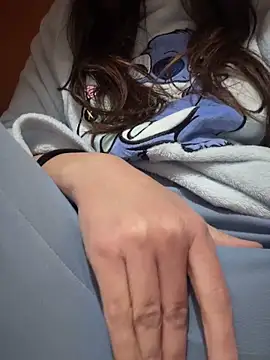 Snapshot of rossana99_ chatting on October 20, 8:09 pm rossana99  online show from October 20, 8:09 pm