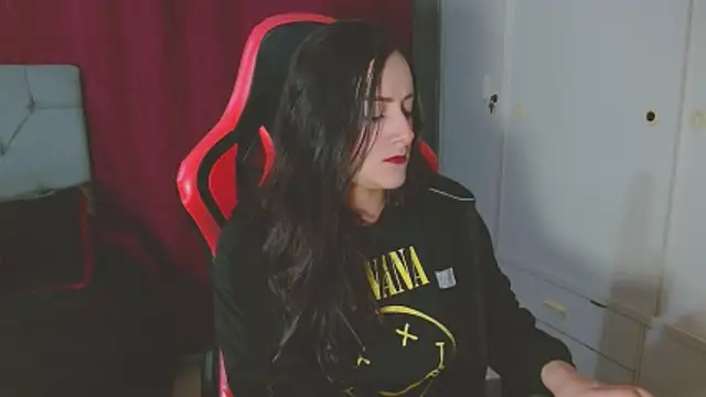 Noamartin  online show from January 17, 11:30 pm