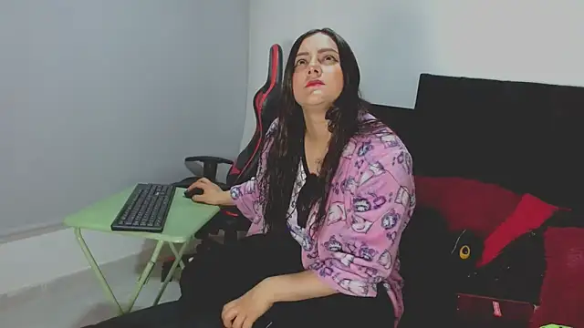 Noamartin  online show from April 13, 2:28 am