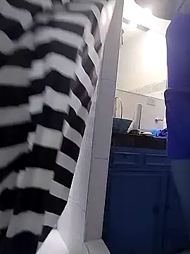 Snapshot of LucifernandaSw chatting on January 9, 4:17 pm LucifernandaSw online show from January 9, 4:17 pm