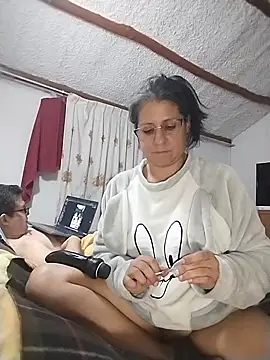 Snapshot of LucifernandaSw chatting on January 10, 4:54 am LucifernandaSw online show from January 10, 4:54 am