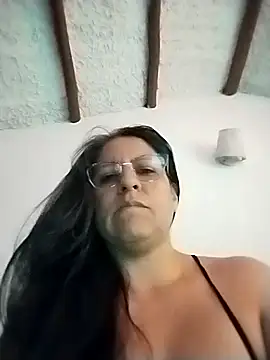 Snapshot of LucifernandaSw chatting on October 17, 11:02 am LucifernandaSw online show from October 17, 11:02 am