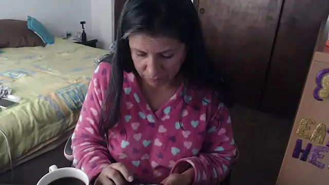 Snapshot of LucifernandaSw chatting on May 11, 4:59 pm LucifernandaSw online show from May 11, 4:59 pm