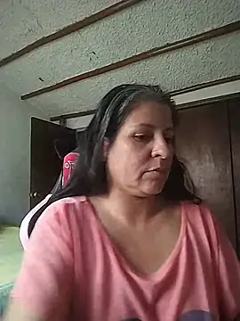 Snapshot of LucifernandaSw chatting on May 26, 10:28 pm LucifernandaSw online show from May 26, 10:28 pm