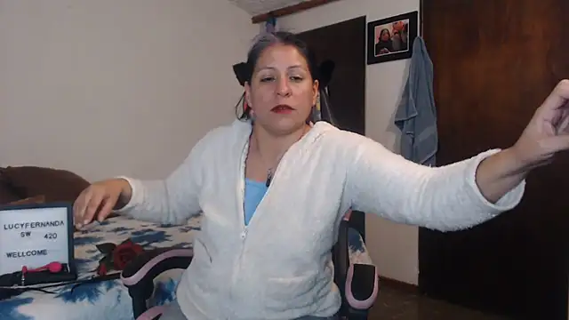 Snapshot of LucifernandaSw chatting on June 26, 10:19 am LucifernandaSw online show from June 26, 10:19 am