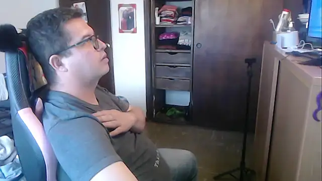Snapshot of LucifernandaSw chatting on July 5, 10:50 pm LucifernandaSw online show from July 5, 10:50 pm