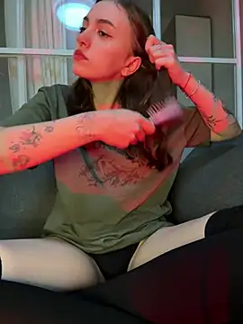 Snapshot of hotAssHell_ chatting on February 8, 9:57 pm hotAssHell online show from February 8, 9:57 pm