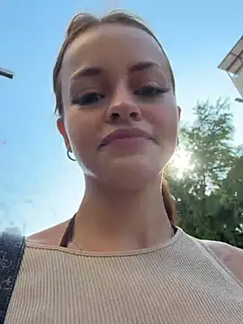 Snapshot of AngelinaTeller chatting on February 2, 1:48 am AngelinaTeller online show from February 2, 1:48 am