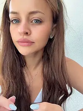 Snapshot of AngelinaTeller chatting on February 3, 2:53 am AngelinaTeller online show from February 3, 2:53 am