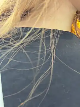 Snapshot of AngelinaTeller chatting on February 20, 6:26 am AngelinaTeller online show from February 20, 6:26 am