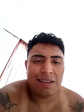 Snapshot of Leon_69ht chatting on May 2, 2:11 pm Leon 69ht online show from May 2, 2:11 pm