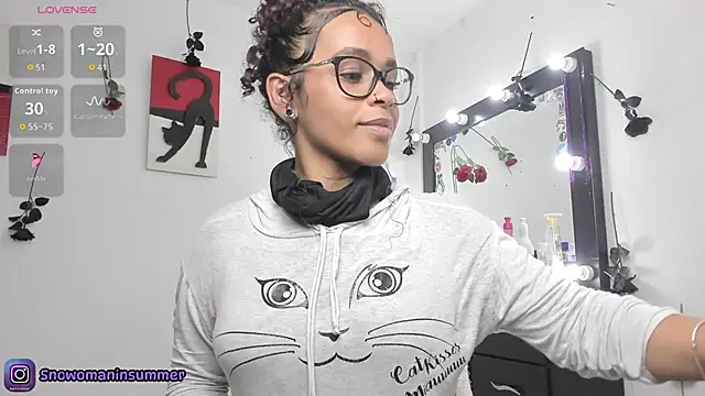 Snapshot of Lips_SaraSofia2 chatting on April 13, 9:31 pm Lips SaraSofia2 online show from April 13, 9:31 pm