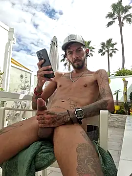 Themadhatter90 online show from March 11, 3:45 pm