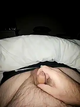 Snapshot of hotdog4you2 chatting on December 29, 11:08 pm hotdog4you2 online show from December 29, 11:08 pm