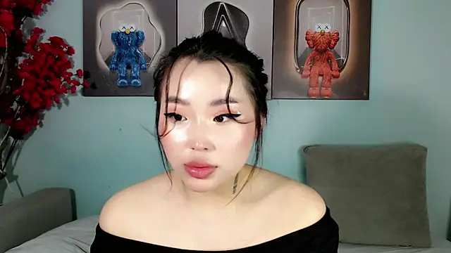 Snapshot of ichiben chatting on February 23, 9:55 am ichiben online show from February 23, 9:55 am