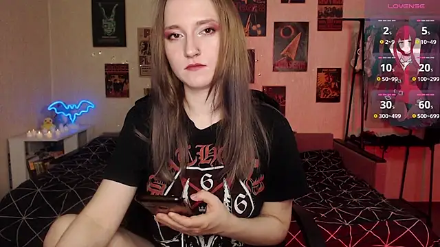 Snapshot of Viper_kiss chatting on December 1, 9:59 pm Viper kiss online show from December 1, 9:59 pm