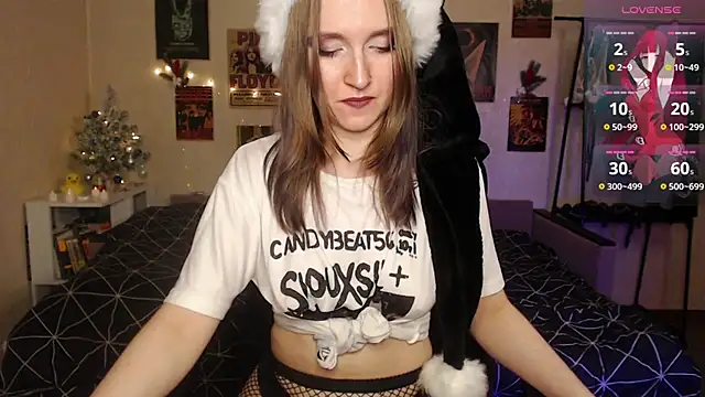 Snapshot of Viper_kiss chatting on December 25, 2:14 am Viper kiss online show from December 25, 2:14 am