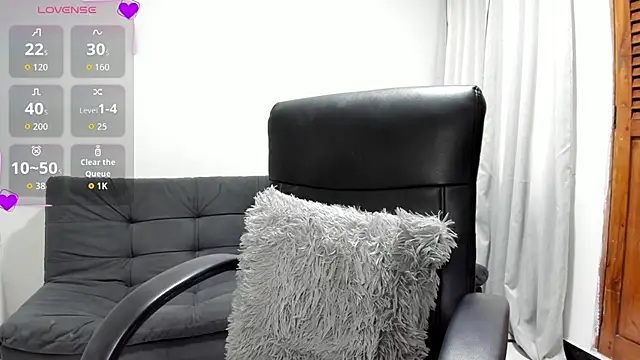 MerySummer online show from February 19, 6:37 pm