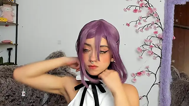 Snapshot of sami_monroe chatting on April 23, 5:15 pm sami monroe online show from April 23, 5:15 pm